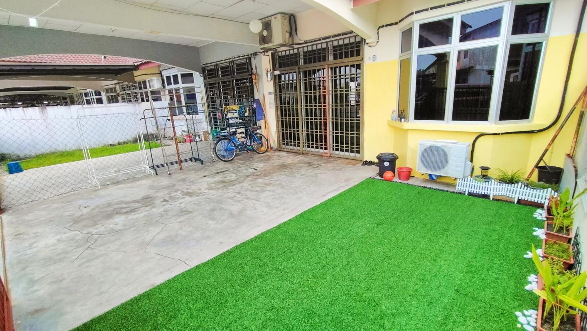 Homestay Melewar Parit Raja Luaran gambar